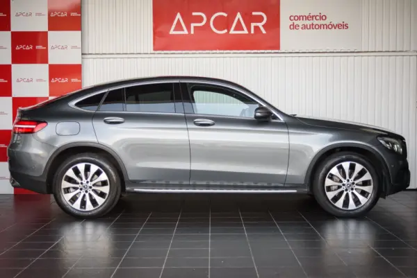 Mercedes-Benz GLC 250 d Coupé AMG Line 4-Matic 2