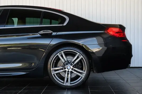 BMW 640 Gran Coupé d Pack M 18