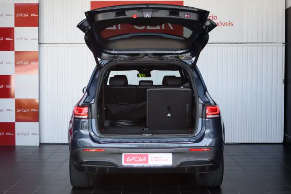 Mercedes-Benz EQB 350 4Matic AMG Line 19