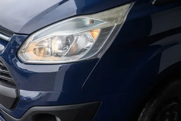 Ford Transit Custom Adaptada p/ 3 cadeiras de rodas 9