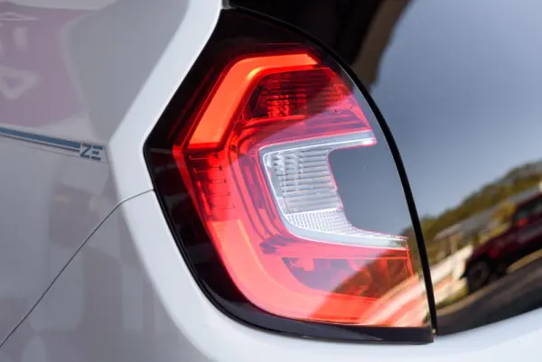 Renault Twingo E-Tech Techno 80 Urban Range 13