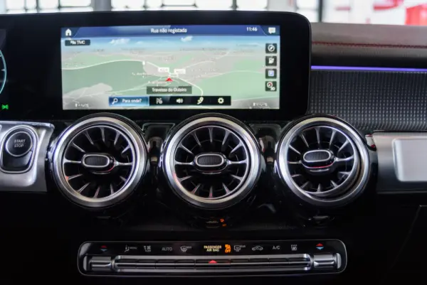 Mercedes-Benz EQB 350 4Matic AMG Line 34