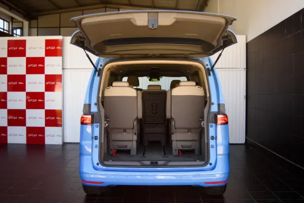 Volkswagen Multivan 1.4 TSI e-Hybrid Life DSG 5