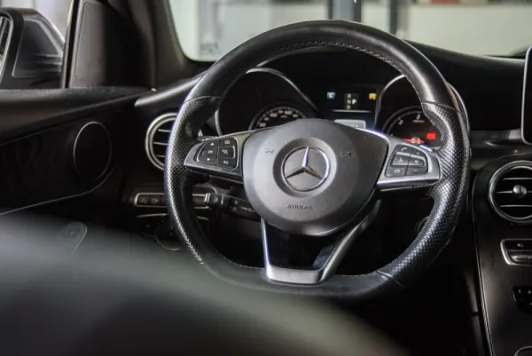 Mercedes-Benz GLC 250 d Coupé AMG Line 4-Matic 52