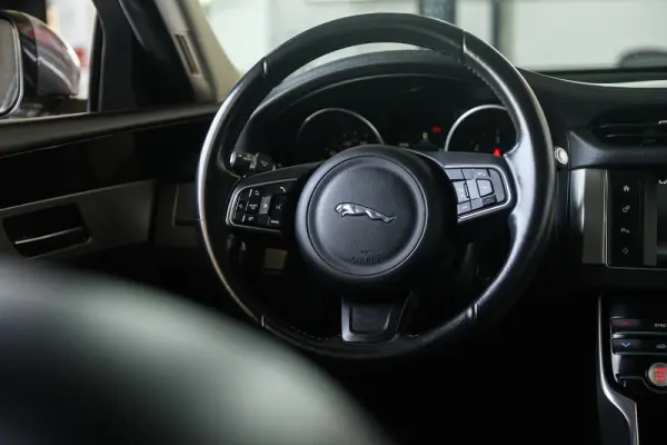 Jaguar XF 2.0 D R-Sport Aut. 56