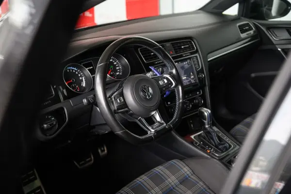 Volkswagen Golf 1.4 GTE Plug-in-Hybrid DSG 21