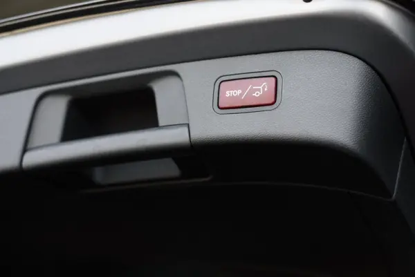 Mercedes-Benz GLA 45 AMG 4-Matic 17