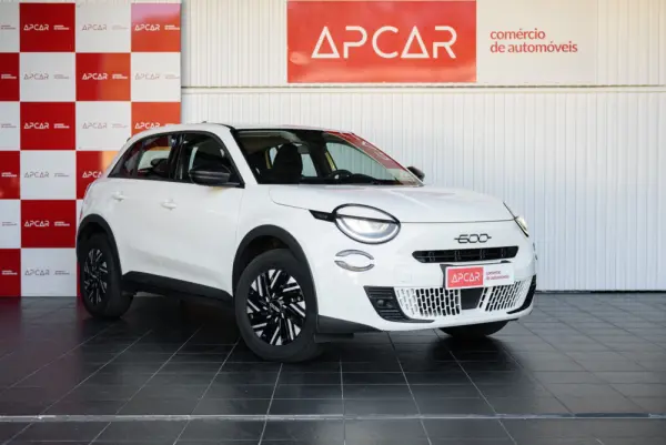 Fiat 600 1.2 Hybrid 3