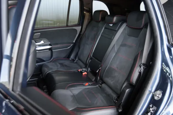 Mercedes-Benz EQB 350 4Matic AMG Line 27
