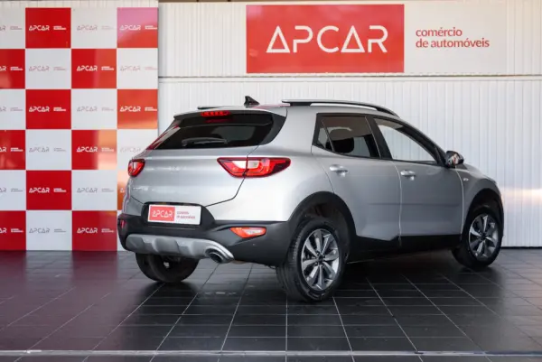 Kia Stonic 1.2 MPi Vibe 13