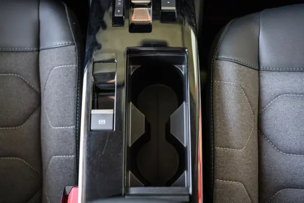 Citroen e-C4 50 kWh Autonomia Conforto Plus 44