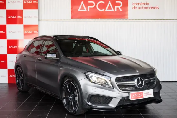 Mercedes-Benz GLA 45 AMG 4-Matic 1