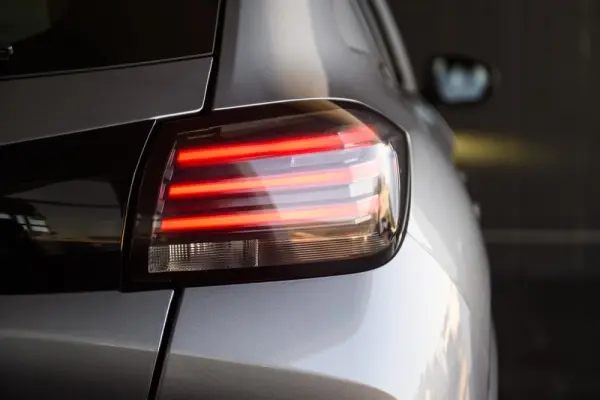 Peugeot 208 1.2 PureTech Active Pack 19