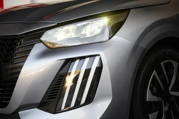 Peugeot 208 1.2 PureTech Active Pack 12