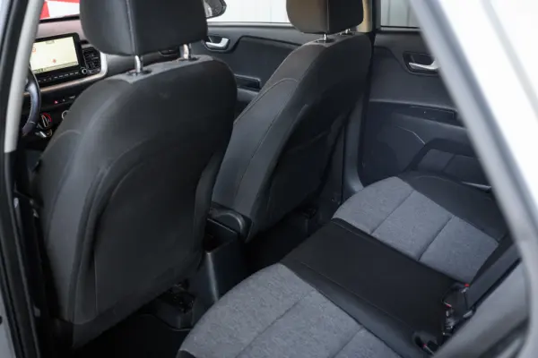 Kia Stonic 1.2 MPi Vibe 31