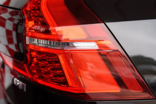 Volvo XC 60 2.0 T8 PHEV R-Design AWD 11