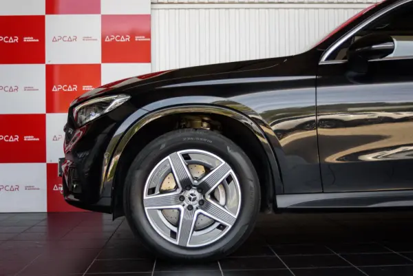 Mercedes-Benz GLC 300 de 4Matic 15
