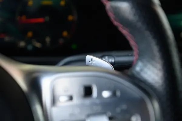 Mercedes-Benz A 180 Limousine d AMG Line Aut. 37