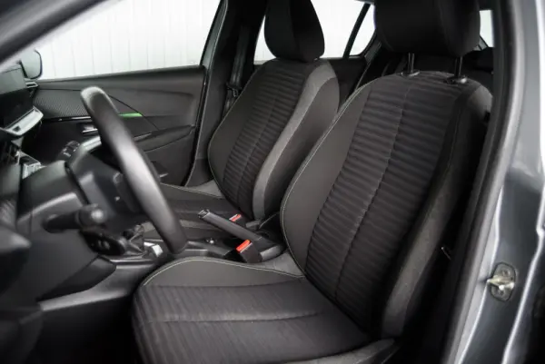 Peugeot 208 1.2 PureTech Active 27