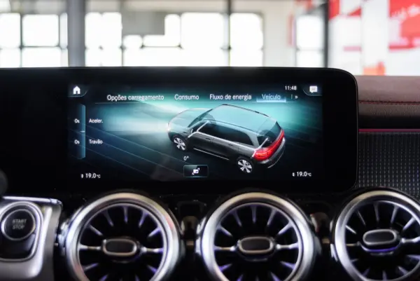 Mercedes-Benz EQB 350 4Matic AMG Line 46
