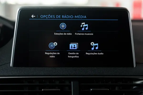 Peugeot 3008 1.5 BlueHDi GT EAT8 59