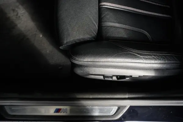 BMW 530 e iPerformance Pack M 23