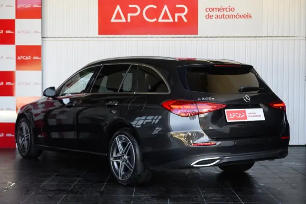 Mercedes-Benz C 300 e AMG Line 5