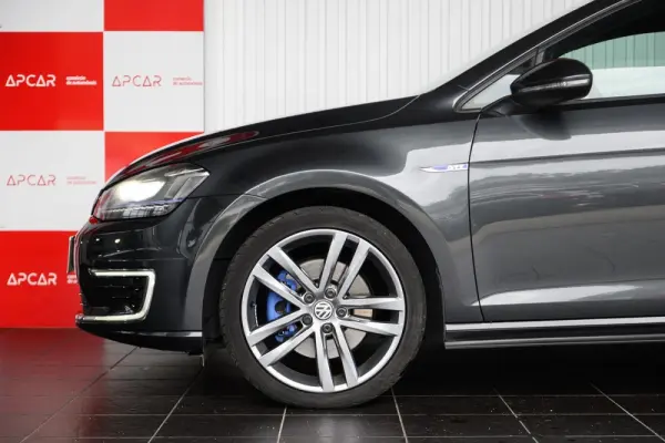 Volkswagen Golf 1.4 GTE Plug-in-Hybrid DSG 14