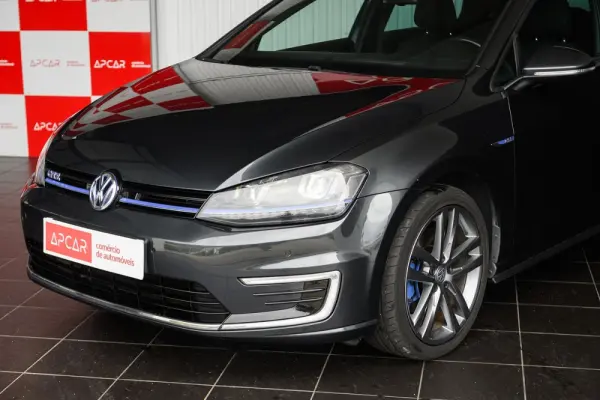 Volkswagen Golf 1.4 GTE Plug-in-Hybrid DSG 11
