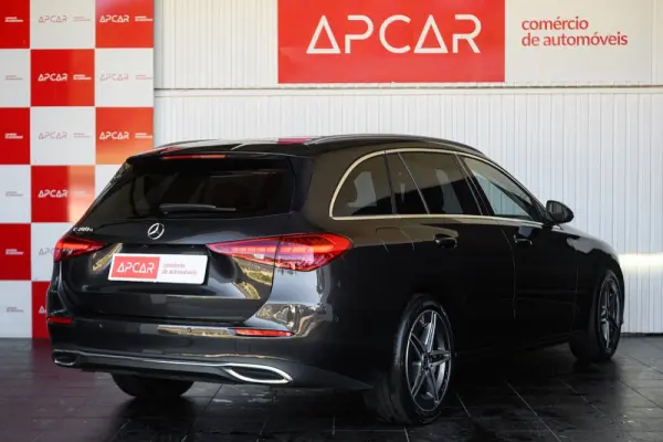 Mercedes-Benz C 300 e AMG Line 3