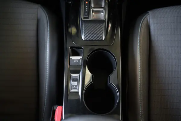 Peugeot 2008 1.2 PureTech Allure EAT8 49