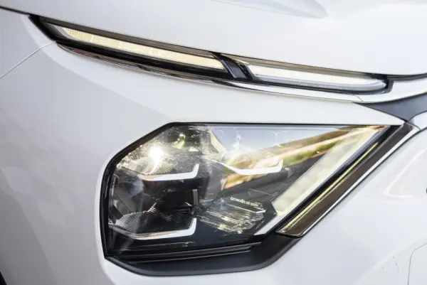 Citroen e-C4 50 kWh Autonomia Conforto Plus 19