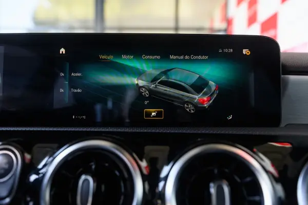 Mercedes-Benz A 180 Limousine d AMG Line Aut. 49