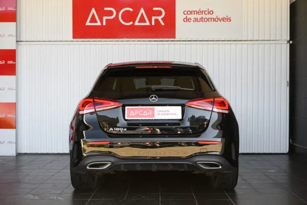 Mercedes-Benz A 180 d AMG Line Aut. 15