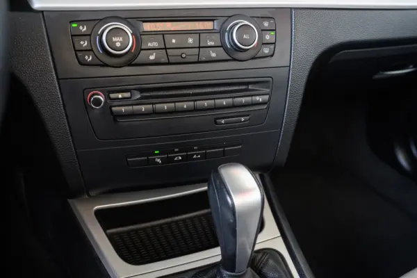 BMW 120 d Cabrio Auto 36