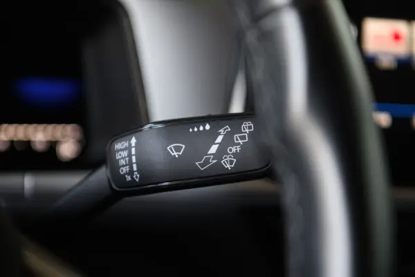 Volkswagen T-Roc 1.0 TSI Life 32