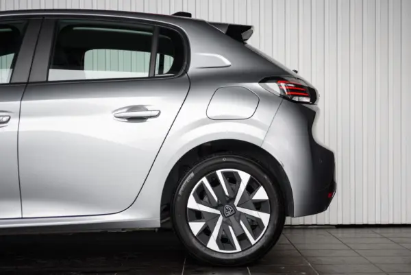 Peugeot 208 1.2 PureTech Active 15