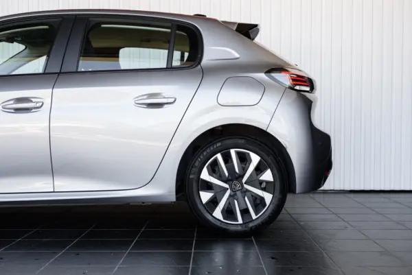 Peugeot 208 1.2 PureTech Active 10