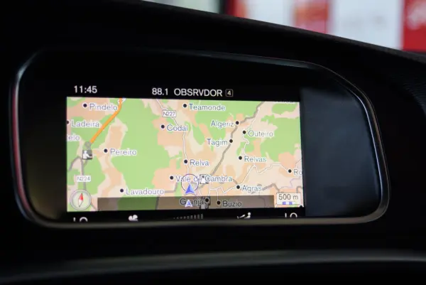 Volvo V40 1.5 T3 Sport Edition R Geartronic 35
