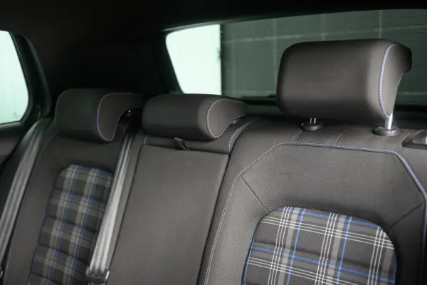 Volkswagen Golf 1.4 GTE Plug-in-Hybrid DSG 27