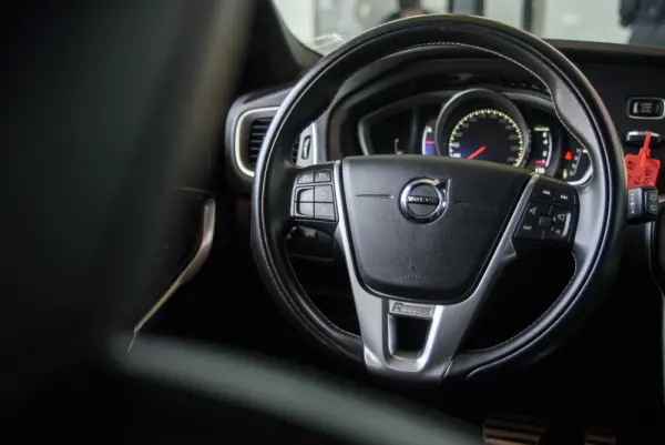 Volvo V40 1.5 T3 Sport Edition R Geartronic 45