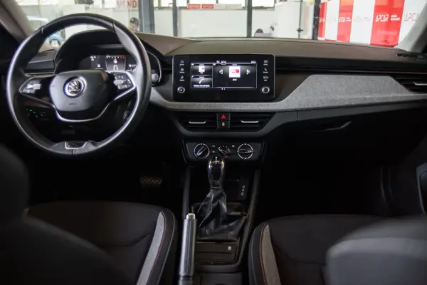 Skoda Kamiq 1.0 TSI Ambition DSG 42