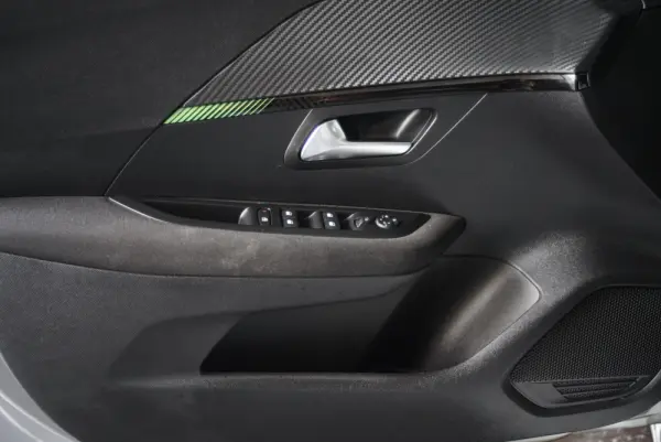 Peugeot 208 1.2 PureTech Active 24