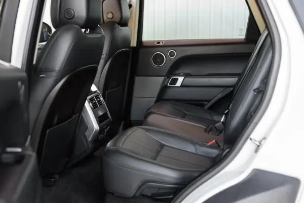 Land Rover Range Rover Sport 2.0 Si4 PHEV HSE Dynamic 28