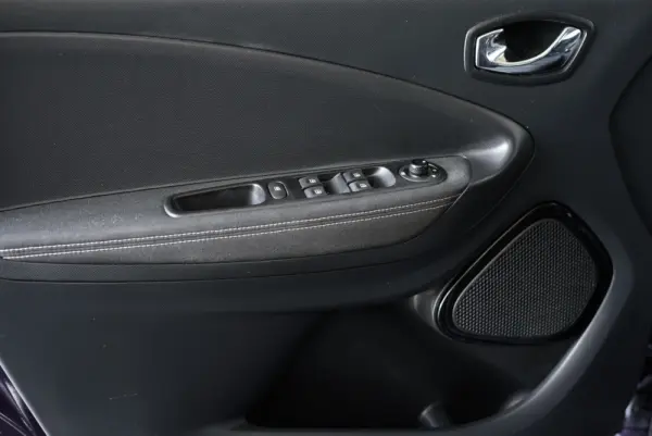 Renault Zoe (c/ Bateria) SL Bose Edition 40 23