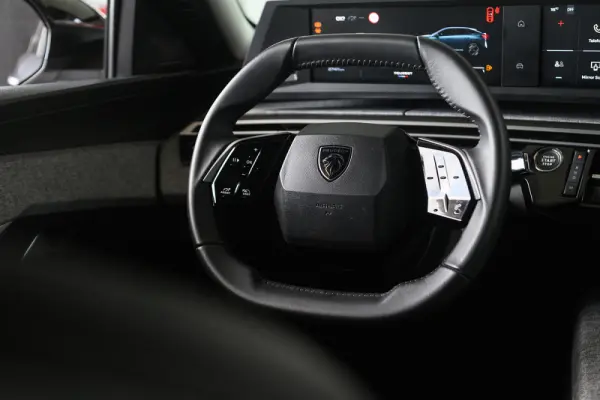 Peugeot 3008 1.2 Hybrid Allure e-DCS6 23