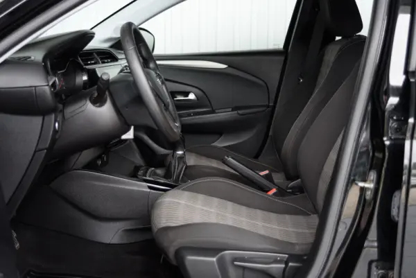 Opel Corsa 1.2 Business 17
