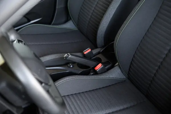 Peugeot 208 1.2 PureTech Active Pack 28