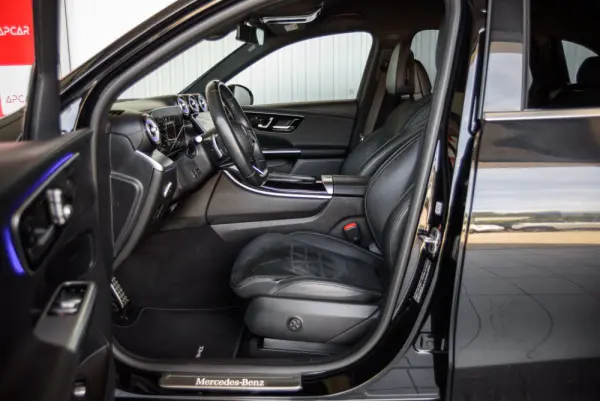 Mercedes-Benz GLC 300 de 4Matic 25
