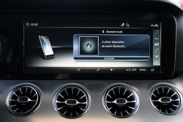 Mercedes-Benz E 220 d 9G-TRONIC Avantgarde 37